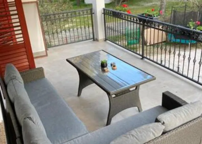 Big On The Seaside * Pakoštane